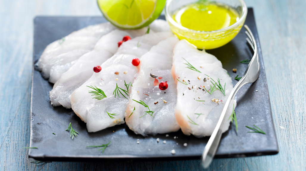 carpaccio-de-lieu-vinaigrette-au-citron-vert