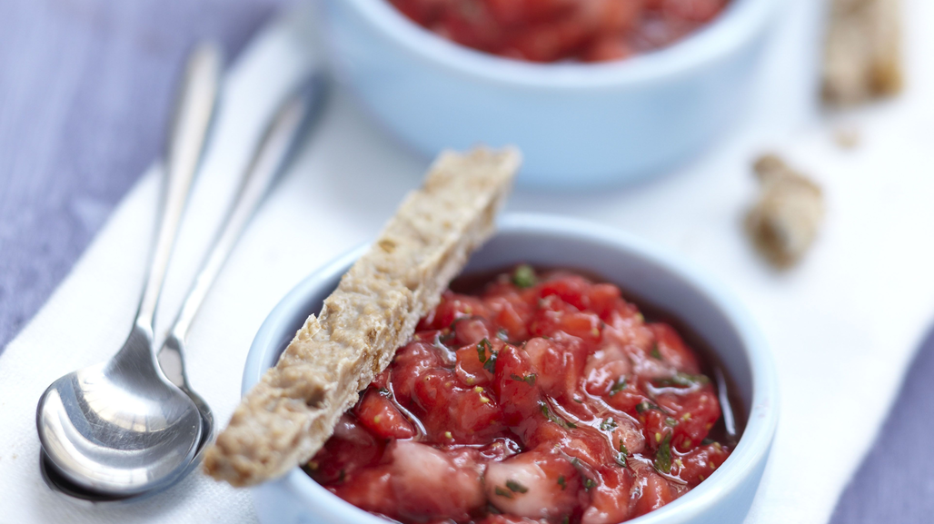 tartare-de-fraise-à-la-menthe