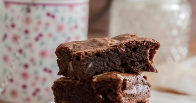 brownie-aux-noix-et-aux-noisettes