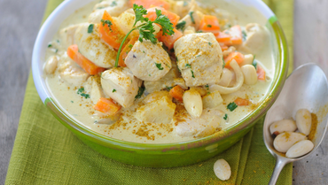 curry-de-poulet-aux-amandes-et-à-lananas