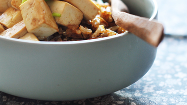 riz-complet-sauté-au-tofu-et-à-la-ciboule