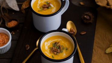 soupe-de-lentilles-corail-et-potiron