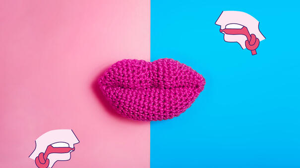 Visuel d'une bouche tricotée et fermée